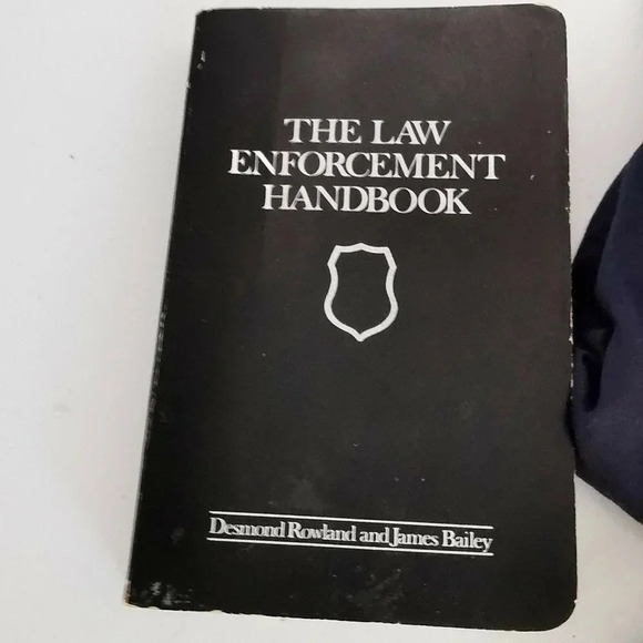 Israel Police Lot 3 T-Shirt Size L plus Handbook and Compass Hebrew Jerusalem - Picture 5 of 10